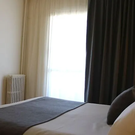 Golden Port & Otel 4*