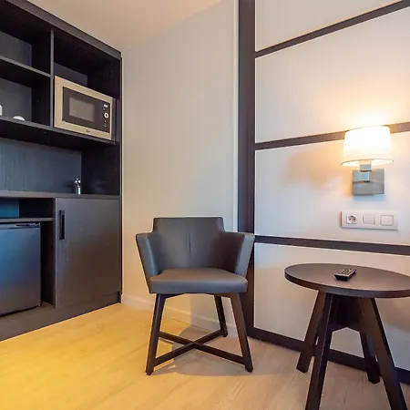 Golden Port & Otel 4*