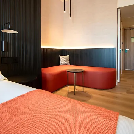 Golden Port & Szálloda 4*